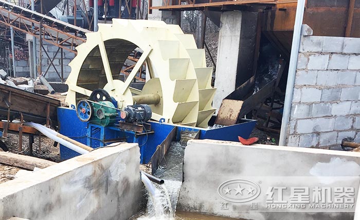 洗砂機現(xiàn)場 洗砂機現(xiàn)場