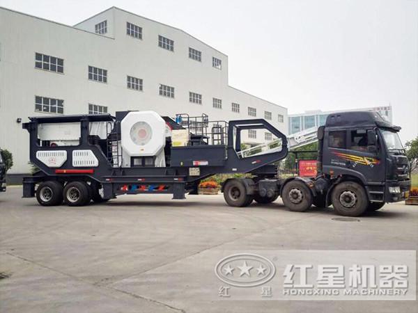 紅星流動車制砂機發(fā)貨現場 紅星流動車制砂機發(fā)貨現場