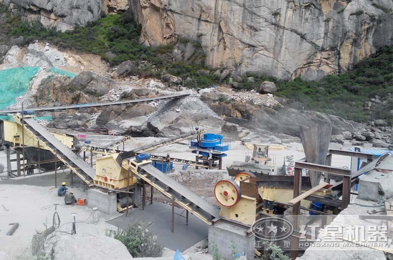 河卵石制砂現(xiàn)場實拍 河卵石制砂現(xiàn)場實拍