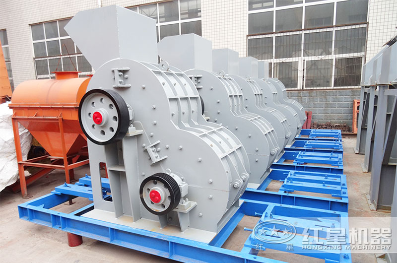 破碎赤泥可以用雙級(jí)破碎機(jī)嗎？有沒有時(shí)產(chǎn)35t的雙級(jí)破碎機(jī)