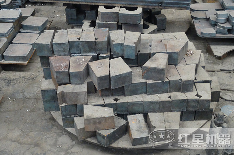 時(shí)產(chǎn)100噸機(jī)制砂整形機(jī)，推薦用HVI制砂機(jī)-好維護(hù)、成品率高