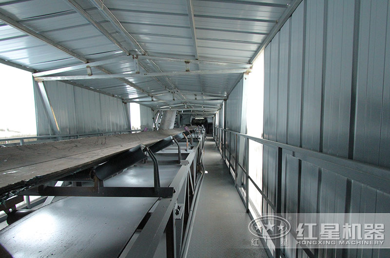 室內(nèi)封閉生產(chǎn)物料輸送現(xiàn)場(chǎng) 室內(nèi)封閉生產(chǎn)物料輸送現(xiàn)場(chǎng)