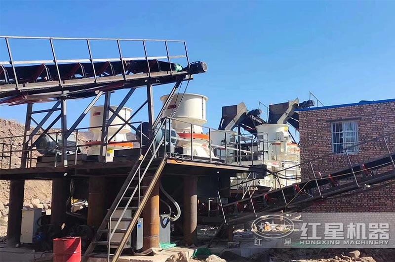 單缸圓錐破碎機(jī)加工現(xiàn)場(chǎng)實(shí)拍 單缸圓錐破碎機(jī)加工現(xiàn)場(chǎng)實(shí)拍