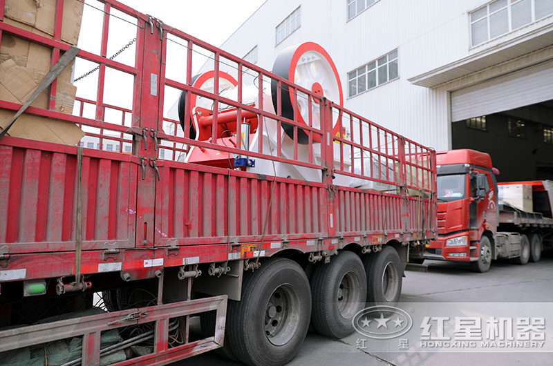 69鄂式破碎機規(guī)模中等，價格便宜合理