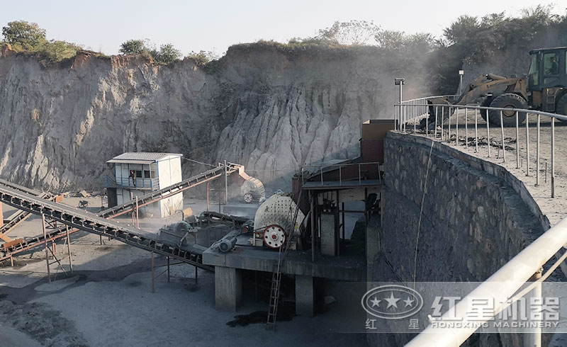 PCZ1615重錘式破碎機(jī)產(chǎn)量是多少？多少錢一臺？