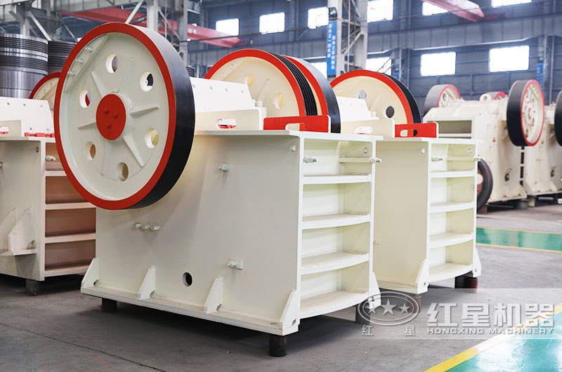 912顎式破石機(jī)產(chǎn)量是多少？一臺價(jià)格多少錢？