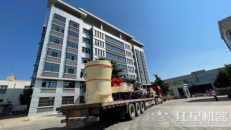 粉煤灰生產線發(fā)貨現場