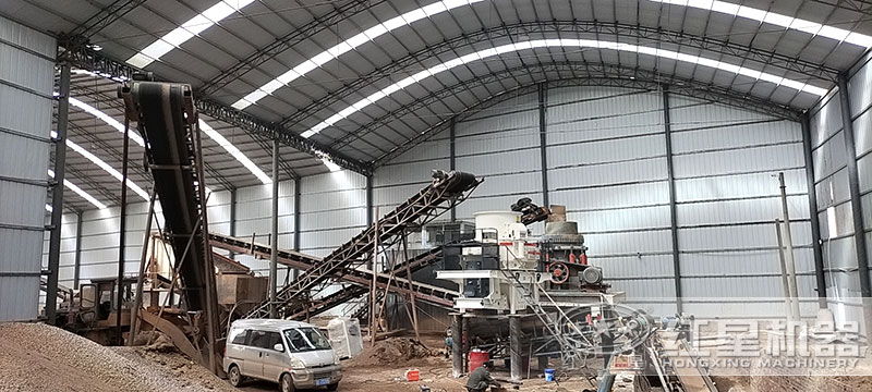 碎沙機(jī)設(shè)備多少錢一套，一天能生產(chǎn)多少？