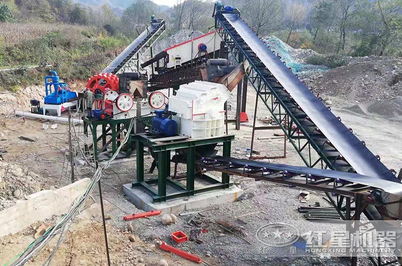 小型制砂機工作現(xiàn)場圖片 小型制砂機工作現(xiàn)場圖片