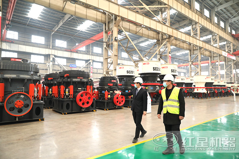 客戶來廠實(shí)地考察，信賴紅星機(jī)器