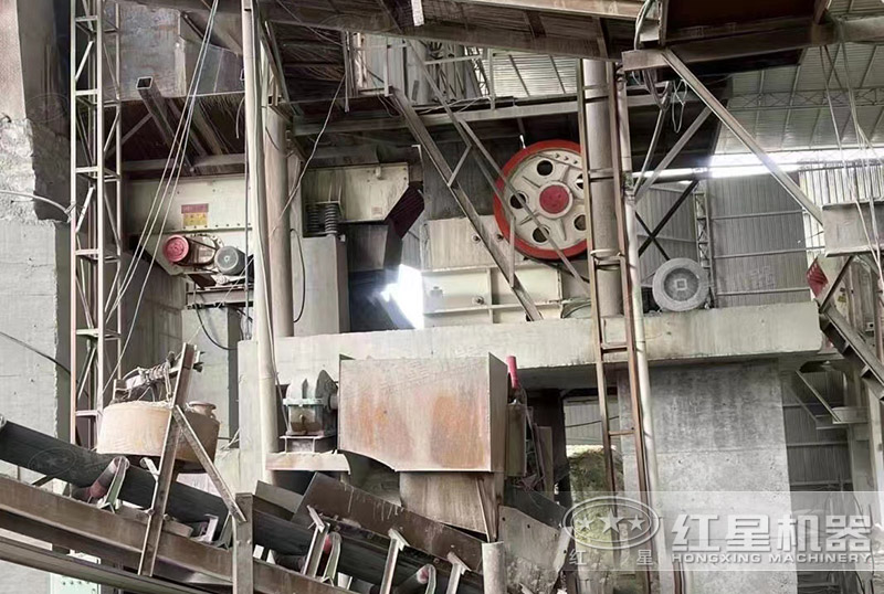 粗破鄂式破碎機(jī)-69鄂破價格是多少，帶生產(chǎn)線視頻